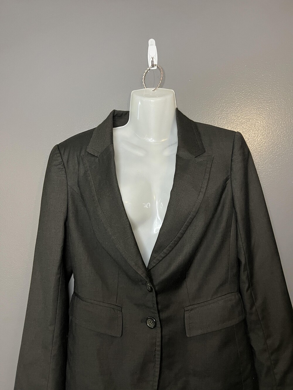 The Limited Collection Blazer Womens 6 Black Lined Two Button Suit Jacket Career
